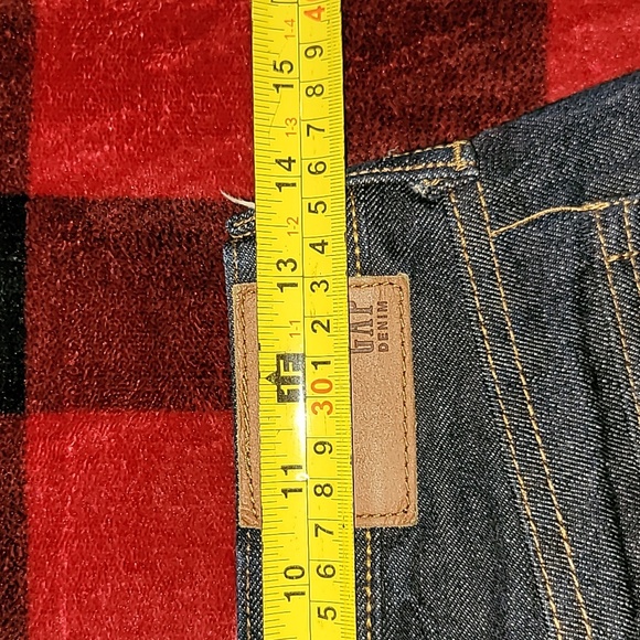 Gap. Selvedged Jeans. Stiff denim. Button-fly. Men's w28 l30 - Picture 6 of 16